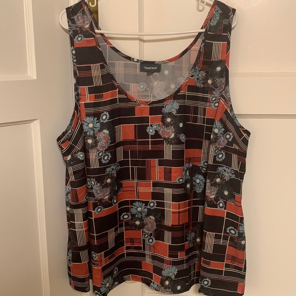 ModCloth printed sleeveless blouse